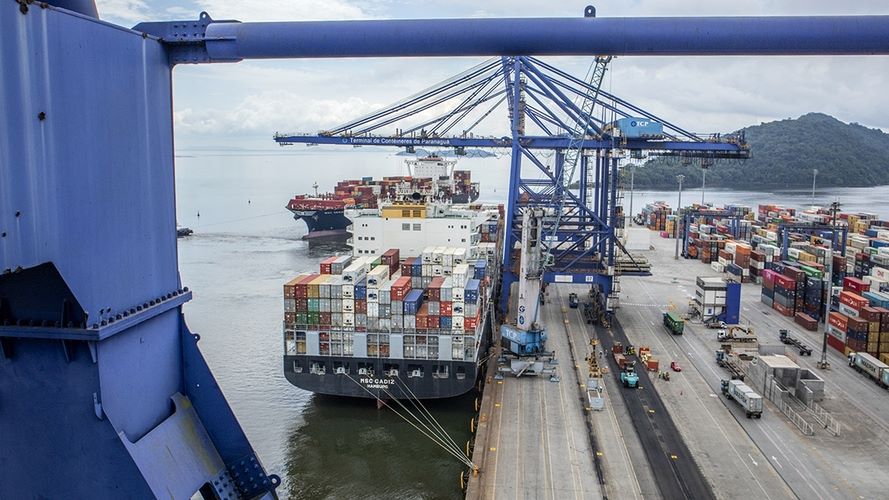 Exportações paranaenses mantêm crescimento em 2022